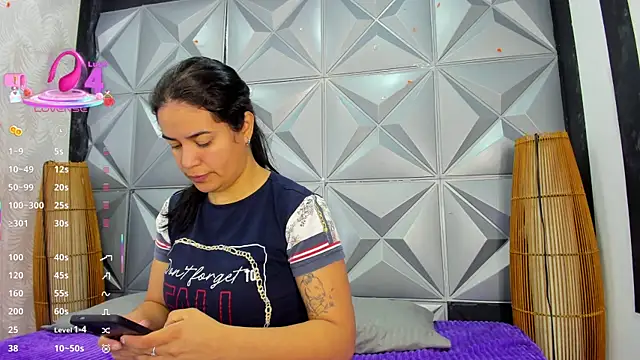 GreciaFox1 online show from 01-17-26, 11:37