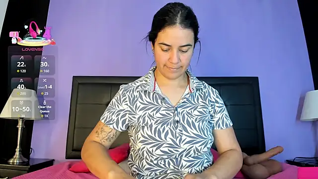 GreciaFox1 online show from 05-13-26, 04:04