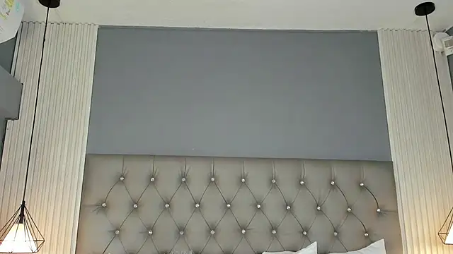 Snapshot of SofiAdanss chatting on 09-26-25, 11:36 SofiAdanss online show from 09-26-25, 11:36