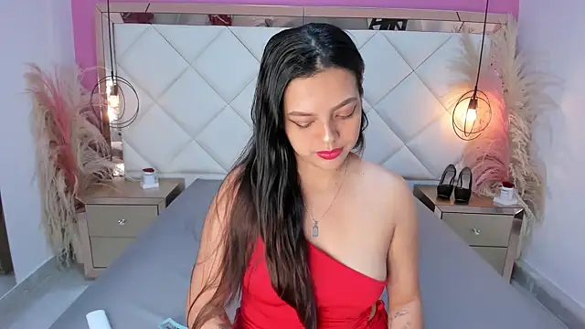 Snapshot of Lucianaa_Collins chatting on 10-03-25, 12:13 Lucianaa Collins online show from 10-03-25, 12:13