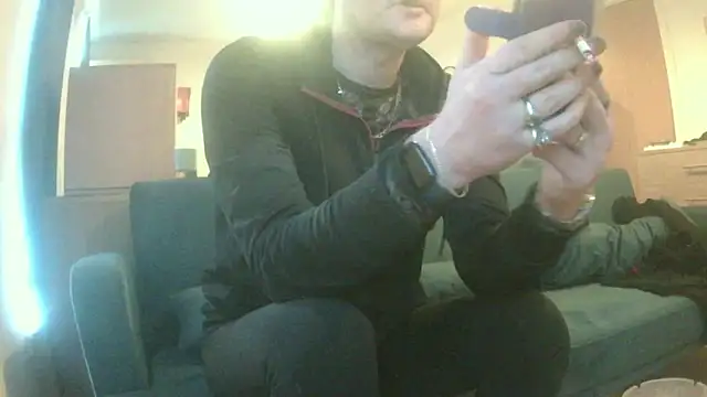 avamaxwell online show from 05-07-26, 05:29