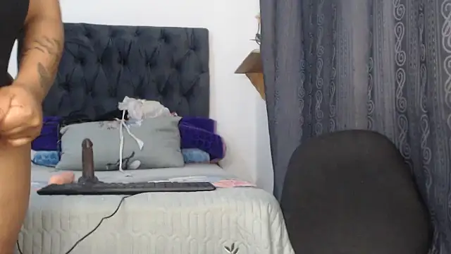 Busty-Caramel online show from 09-16-25, 09:05