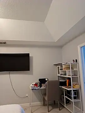 cubanitofeliz40 online show from 10-25-25, 09:09