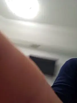 cubanitofeliz40 online show from 02-25-26, 12:48