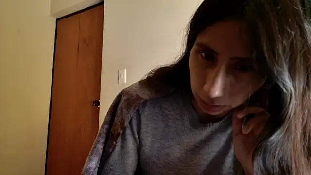  MoonLipson  online show from 10-09-25, 03:37