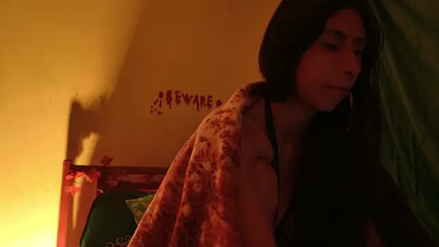  MoonLipson  online show from 11-04-25, 02:54