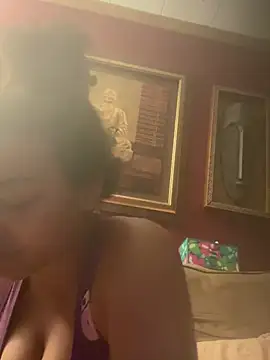 nuttybutter999999 online show from 06-23-26, 06:22