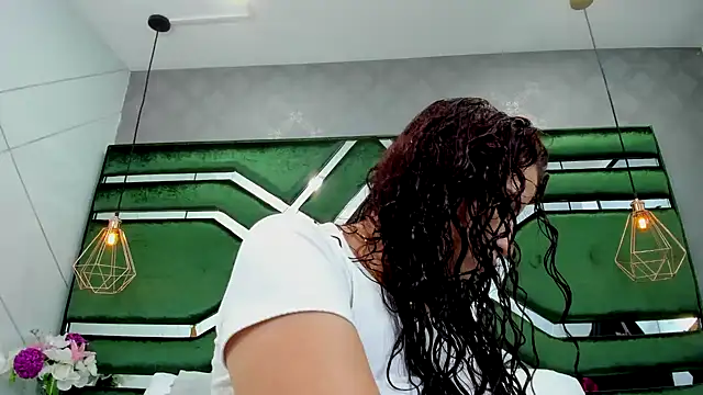 ThaliaCross online show from 10-02-25, 08:16