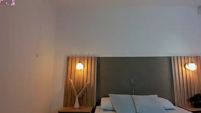 emma fhox online show from 10-16-25, 02:23