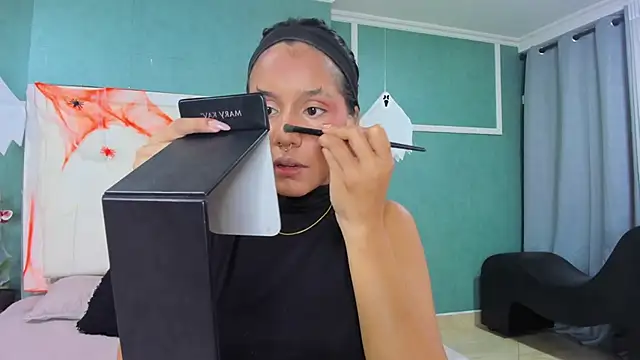 Snapshot of ania_gomez chatting on 10-25-25, 02:02 ania gomez online show from 10-25-25, 02:02