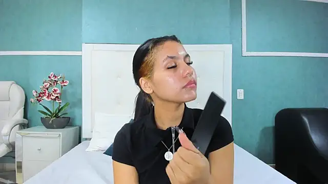 ania gomez online show from 01-11-26, 02:00