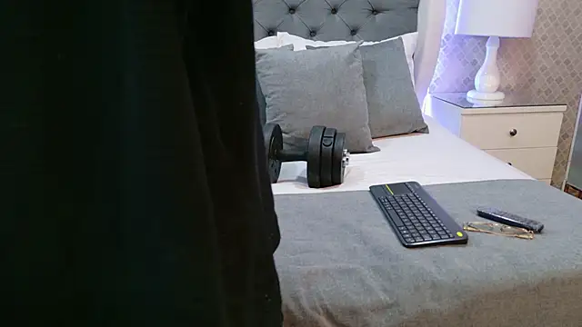 ZoeKrug online show from 01-08-26, 11:34