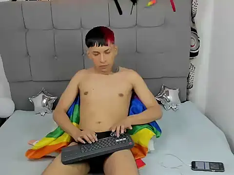 Snapshot of jake_hott1 chatting on 10-08-25, 01:09 jake hott1 online show from 10-08-25, 01:09