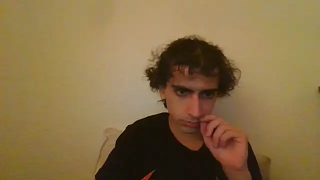 Snapshot of foxyboyy chatting on 03-28-26, 03:39 foxyboyy online show from 03-28-26, 03:39