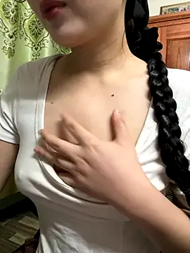 LinYi Office online show from 11-10-25, 01:15