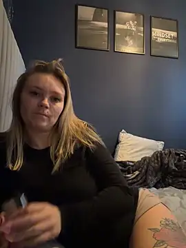 Snapshot of Star-36 chatting on 03-19-26, 08:07 Star-36 online show from 03-19-26, 08:07