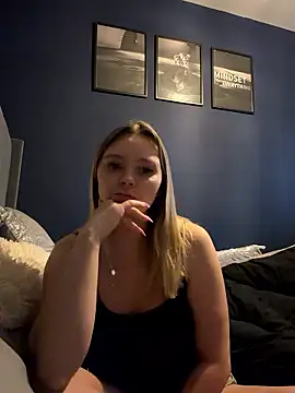 Snapshot of Star-36 chatting on 03-20-26, 07:46 Star-36 online show from 03-20-26, 07:46