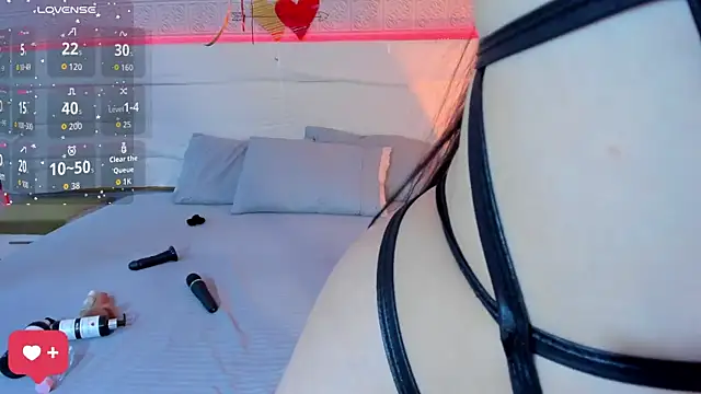 KamileBlake online show from 09-28-25, 04:51