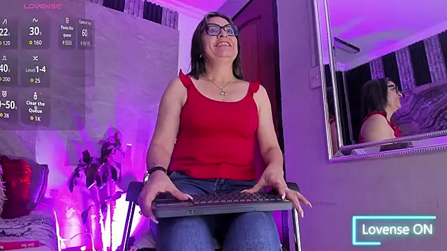Snapshot of Agatha_Pleasure chatting on 09-12-25, 11:54 Agatha Pleasure online show from 09-12-25, 11:54