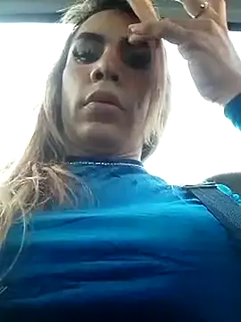 Snapshot of Daliana_Gounbolt chatting on 10-02-25, 11:39 Daliana Gounbolt online show from 10-02-25, 11:39