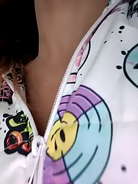 Snapshot of Daliana_Gounbolt chatting on 10-04-25, 11:41 Daliana Gounbolt online show from 10-04-25, 11:41