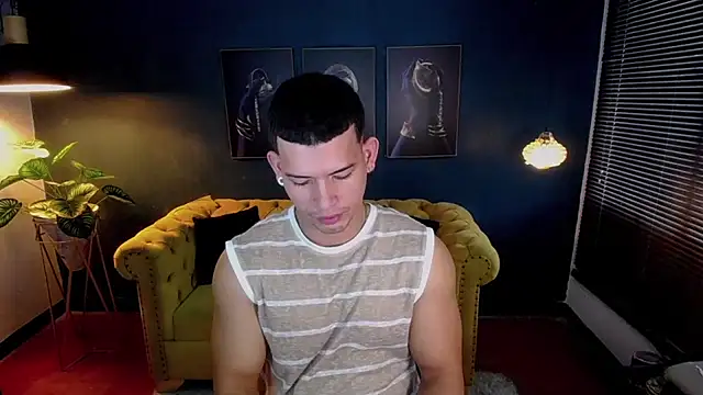 Snapshot of ethan_rodgers chatting on 10-20-25, 08:20 ethan rodgers online show from 10-20-25, 08:20