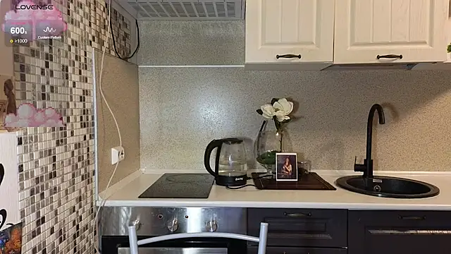 jelly cherry online show from 10-13-25, 08:20