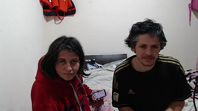 Snapshot of jade_noah_ chatting on 09-15-25, 02:06 jade noah online show from 09-15-25, 02:06