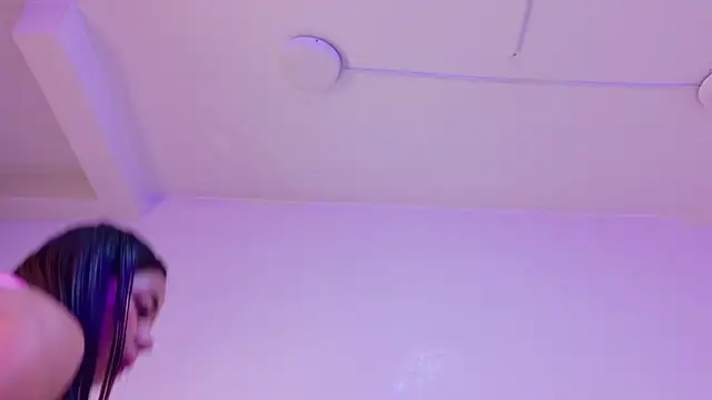 Snapshot of megan_rous_ chatting on 06-04-26, 03:12 megan rous online show from 06-04-26, 03:12
