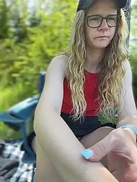 Bikergirl 97 online show from 05-22-26, 10:43