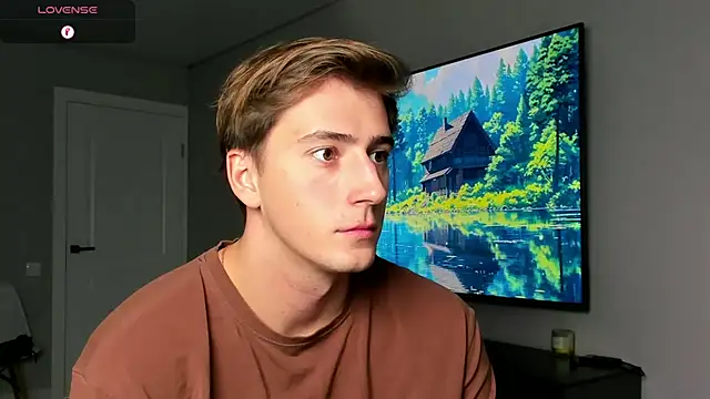 DaniHort online show from 10-25-25, 09:28