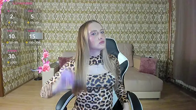 Vi Luxy online show from 05-13-26, 01:25