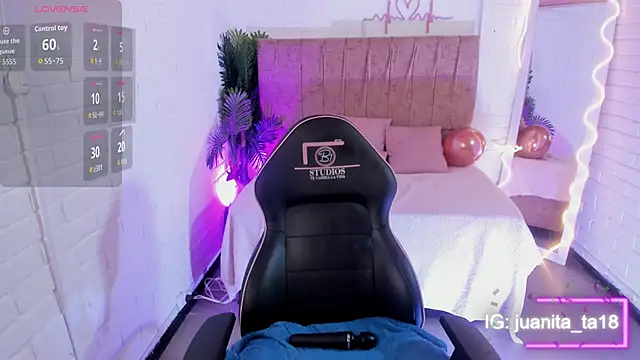 juanita tay online show from 09-30-25, 11:48