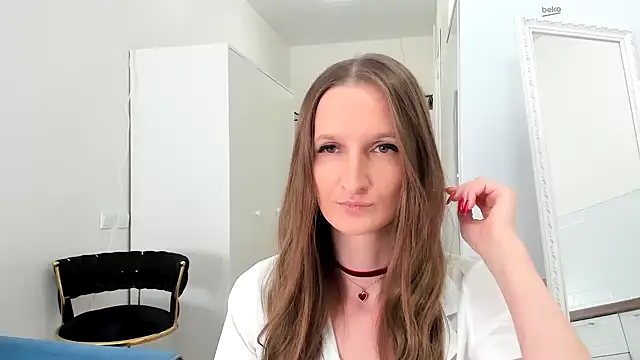 Kitty Player online show from 10-05-25, 08:56