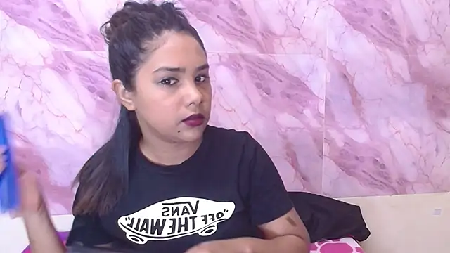 Snapshot of IndiaSexyStripper4u chatting on 11-05-25, 05:24 IndiaSexyStripper4u online show from 11-05-25, 05:24