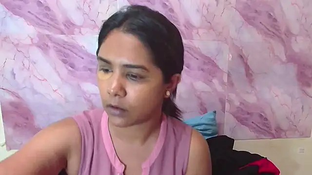 Snapshot of IndiaSexyStripper4u chatting on 11-14-25, 06:06 IndiaSexyStripper4u online show from 11-14-25, 06:06