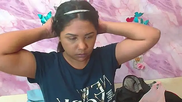 Snapshot of IndiaSexyStripper4u chatting on 11-27-25, 06:21 IndiaSexyStripper4u online show from 11-27-25, 06:21