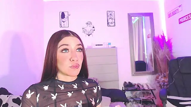 Anna belly online show from 02-12-26, 01:06