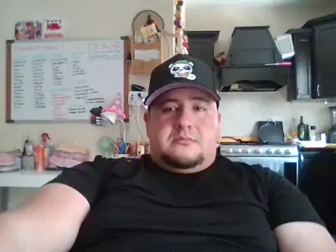 Snapshot of Ricomty chatting on 03-10-26, 07:52 Ricomty online show from 03-10-26, 07:52