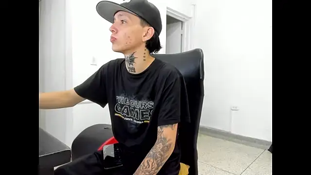 StraightBoy Nick online show from 05-01-26, 09:08