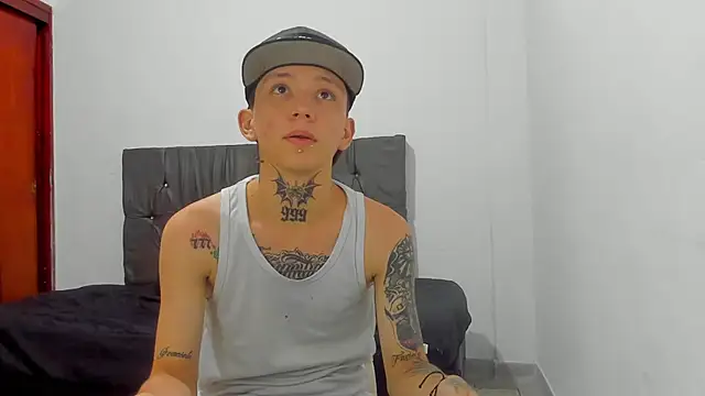 StraightBoy Nick online show from 05-11-26, 11:35