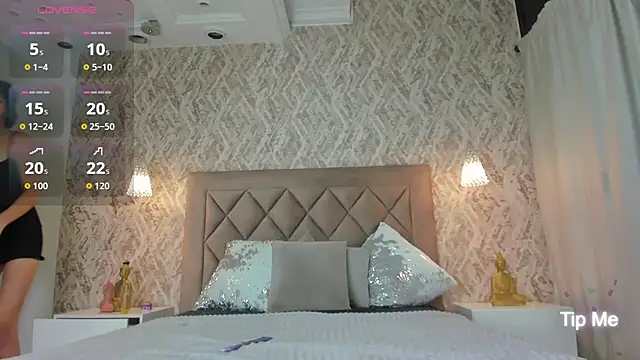 Lily cooperr online show from 11-09-25, 05:28