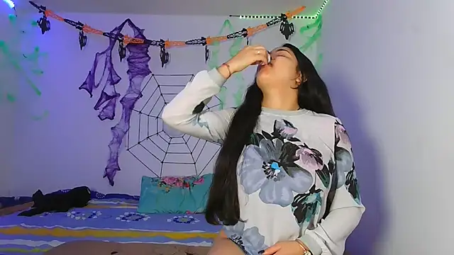 Snapshot of Naughty_Nights_Live chatting on 10-23-25, 11:42 Naughty Nights Live online show from 10-23-25, 11:42