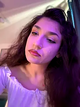 Snapshot of ScarletBloom_ chatting on 10-19-25, 11:55 ScarletBloom online show from 10-19-25, 11:55