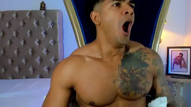 antonio  444 online show from 10-17-25, 10:29