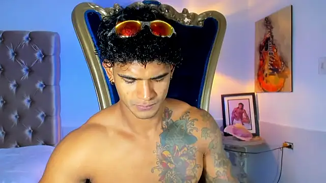 antonio  444 online show from 05-06-26, 01:47