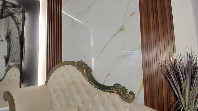 CoralieBronson online show from 10-19-25, 09:10