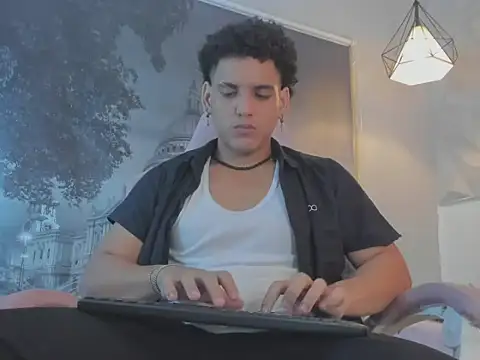 Xfire boy69 online show from 11-24-25, 08:19