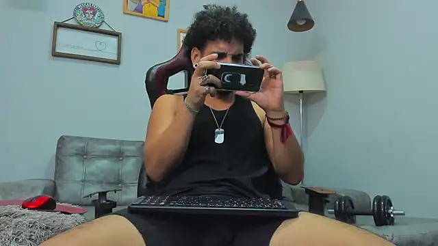 Xfire boy69 online show from 01-05-26, 05:27