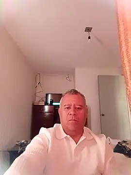 cuntico online show from 11-28-25, 06:21